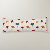 銀杏の葉柄水彩秋紅葉 ボディピロー (裏面)