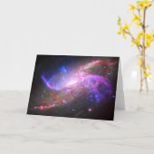 銀河の光が渦巻き銀河系Ngc 4258に現れる。 カード (黄色い花)