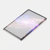 銀河の光が渦巻き銀河系Ngc 4258に現れる。 ポストイット (アングル)