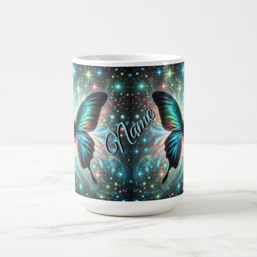 銀河の輝きと星を持つきらめく蝶 コーヒーマグカップ (中央)