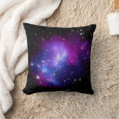 銀河系の集りのレインコートJ0717 (ハッブルの望遠鏡) クッション (ブランケット)