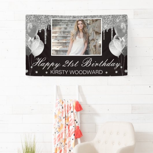 銀滴下グリッターとバルーン誕生日 横断幕 (インサイチュ)