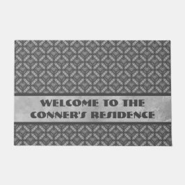 銀灰色の金属の花と宝石のパターン ドアマット