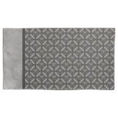 銀灰色の金属の花と宝石のパターン 枕カバー (正面左)