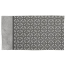 銀灰色の金属の花と宝石のパターン