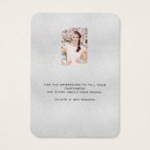 銀色のイヤリングブランドのフォトディスプレイカード (裏面)