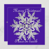 銀色のクリスマスの雪の結晶が鮮やかな紫色の上で シーズンカード (正面/裏面)