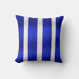 銀製および青くフェイクなホイル クッション