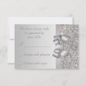 銀製のスパンコール、弓及びダイヤモンドRSVPの結婚式 出欠カード (裏面)