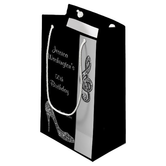 銀製の小剣及び三重の裂け目の第50誕生日 スモールペーパーバッグ (正面アングル)