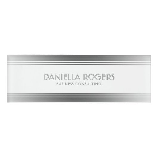 銀製の灰色及び白のストライプの幾何学的設計 名札 (正面)