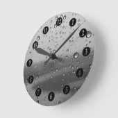 銀製の背景の雨滴 ラウンド壁時計 (傾斜)