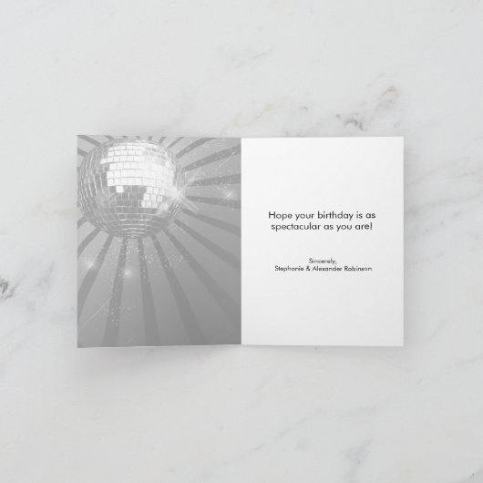 銀製の輝きのディスコの球のハッピーバースデーの挨拶 カード (内部)