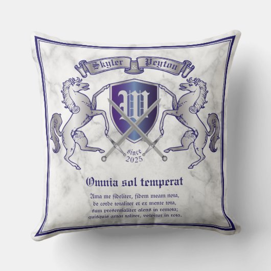 銀製の馬の盾あなた自身の紋章付き外衣を作って下さい クッション (裏面)