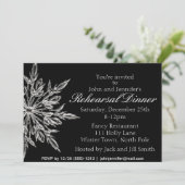 銀製の黒い雪片の冬のリハーサルの夕食 招待状 (スタンド正面)