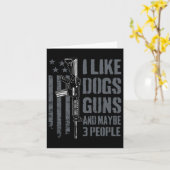 銃と猟犬とたぶん3人好き - イヌ好きのための面白いデザイン カード (黄色い花)