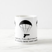 銃はパラシュートだ！マグ素晴らし! マグカップ (中央)