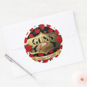 銃またはバラジェンダーが赤ちゃんのシャワーを明らかにする ラウンドシール (封筒)