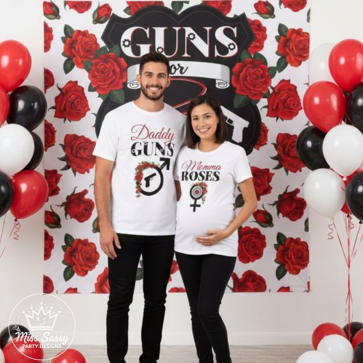 銃またはバラジェンダーが赤ちゃんのシャワーを明らかにする Tシャツ