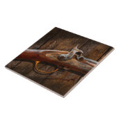 銃-マスケット銃-ロンドンの兵器庫 タイル (側面)