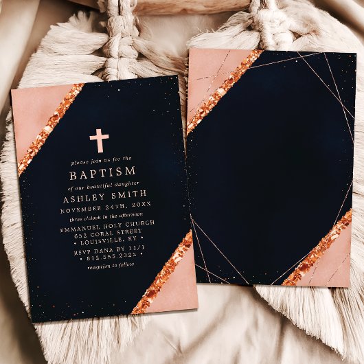 銅ピンクのネイビーブルー幾何学的スパークルバプテスマ 招待状