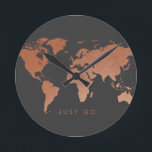 銅モダングローブ世界地図 ラウンド壁時計<br><div class="desc">我々のソフトユニークブラシ銅世界マップデザインは、あなたのオフィスや部屋の装飾に合わせて変更することができる暗い灰色の背景色と"ちょうど行く"言葉言い、あなたの放浪を満たすために次の旅をブック。用語は編集可能で取り外し可能なので、旅行テーマの引用文でパーソナライズお気に入りのできる。</div>