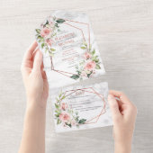 銅幾何学大理石ピンク結婚フローラのイン オールインワン招待状 (貼ってはがせる)