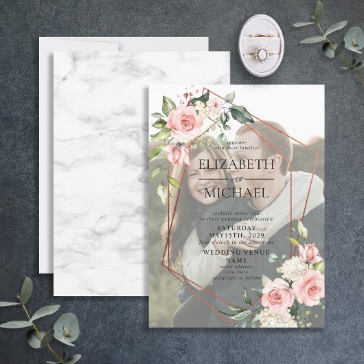 銅幾何学的ピンクのフローラVellumオーバーレイフォト 招待状