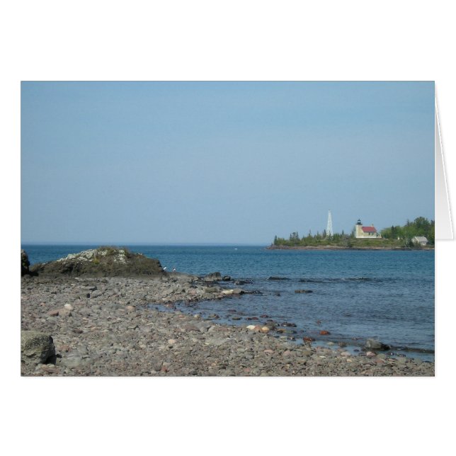 銅港の灯台 (正面横)