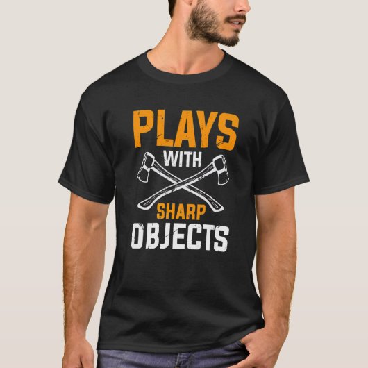 鋭いオブジェクトAxスロワージョークAx投げ Tシャツ (正面)