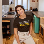 鋭いツイストで穏やかな Tシャツ