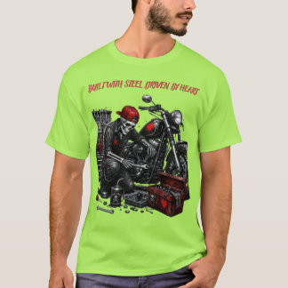 鋼鉄で造られ、心で駆動する。 Tシャツ