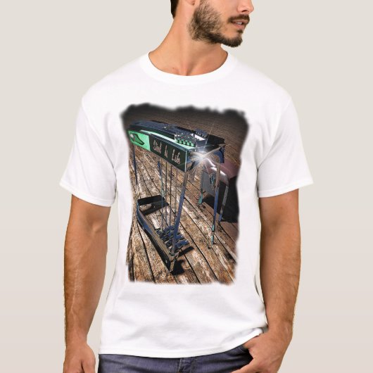 鋼鉄は生命です Tシャツ (正面)