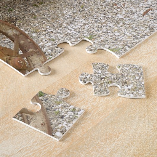 錆ついたヴィンテージのトラクターのジグソーパズル ジグソーパズル (側面)