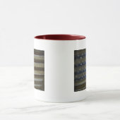 錆ついた錫で絵を描かれる米国旗 マグカップ (中央)