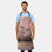 錆びたピンクの茶色の金属 エプロン (着用した状態)