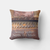 錆びたピンクの茶色の金属 クッション (正面)