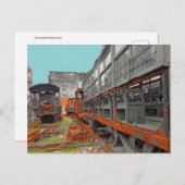 錆びた古い機関車と列車の荷馬車のはがき ポストカード (正面/裏面)