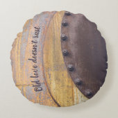 錆びた金属物体 ラウンドクッション (正面)