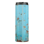 錆びた青い金属：テクスチャ付きの壁。 タンブラー (裏面)