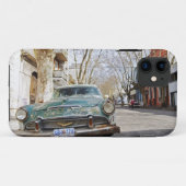 錆びて色褪せた古い車が路駐して Case-Mate iPhoneケース (裏面(横))