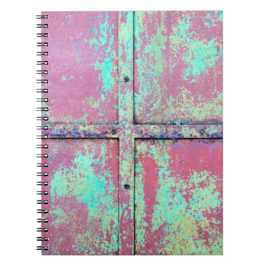 錆び絵を描の付いた古い緑の壁。グランジr ノートブック (正面)