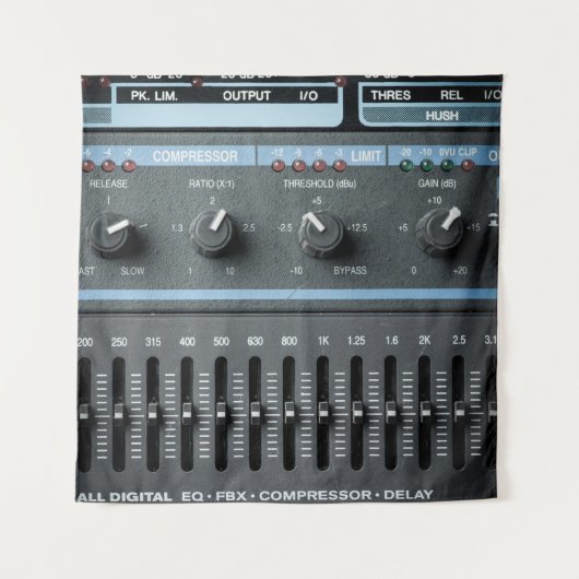 録音中の多数のボタンのカラーイメージ タペストリー (正面)