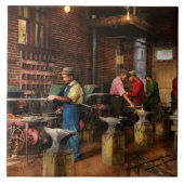 鍛冶屋 – Blacksmithing school 1899 タイル (正面)