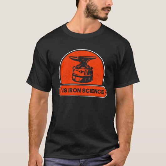 鍛冶鍛造は鉄工鍛冶 Tシャツ (正面)