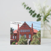 鍵ウェストフロリダ州セーラーキスをするナースWWII ポストカード (スタンド正面)