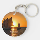 鍵西、夕日、帆船 キーホルダー (裏面)