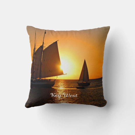 鍵西、夕日、帆船 クッション (裏面)