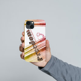 鎖で書かれたメタリックカラーのフリーダム iPhone 13ケース