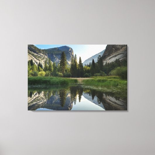 鏡レイク・ヨセミテ キャンバスプリント (正面)